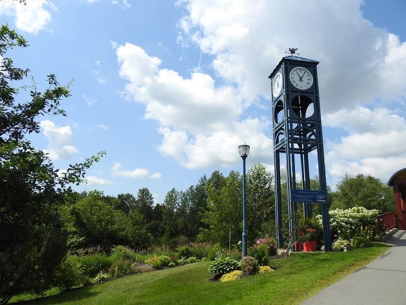 Parc Parc de l'Île-Pozer à Saint-Georges (Quebec) | CanaGuide