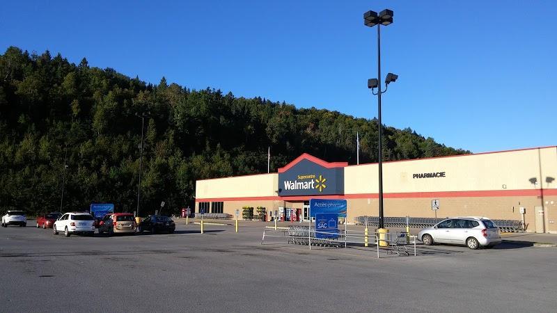 Camping Store Walmart Supercentre in Sainte-Agathe-des-Monts (QC) | CanaGuide