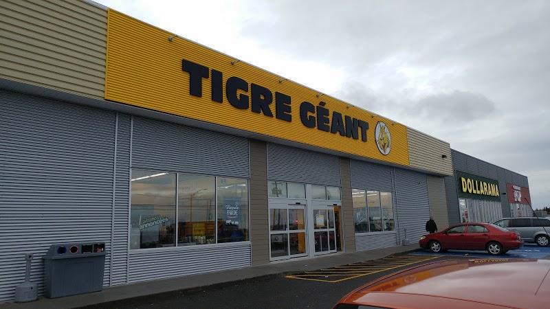 Camping Store Tigre Géant in Matane (QC) | CanaGuide